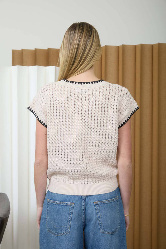 Textured Knit Contrast Trim Short Sleeve Sweater - Light Khaki