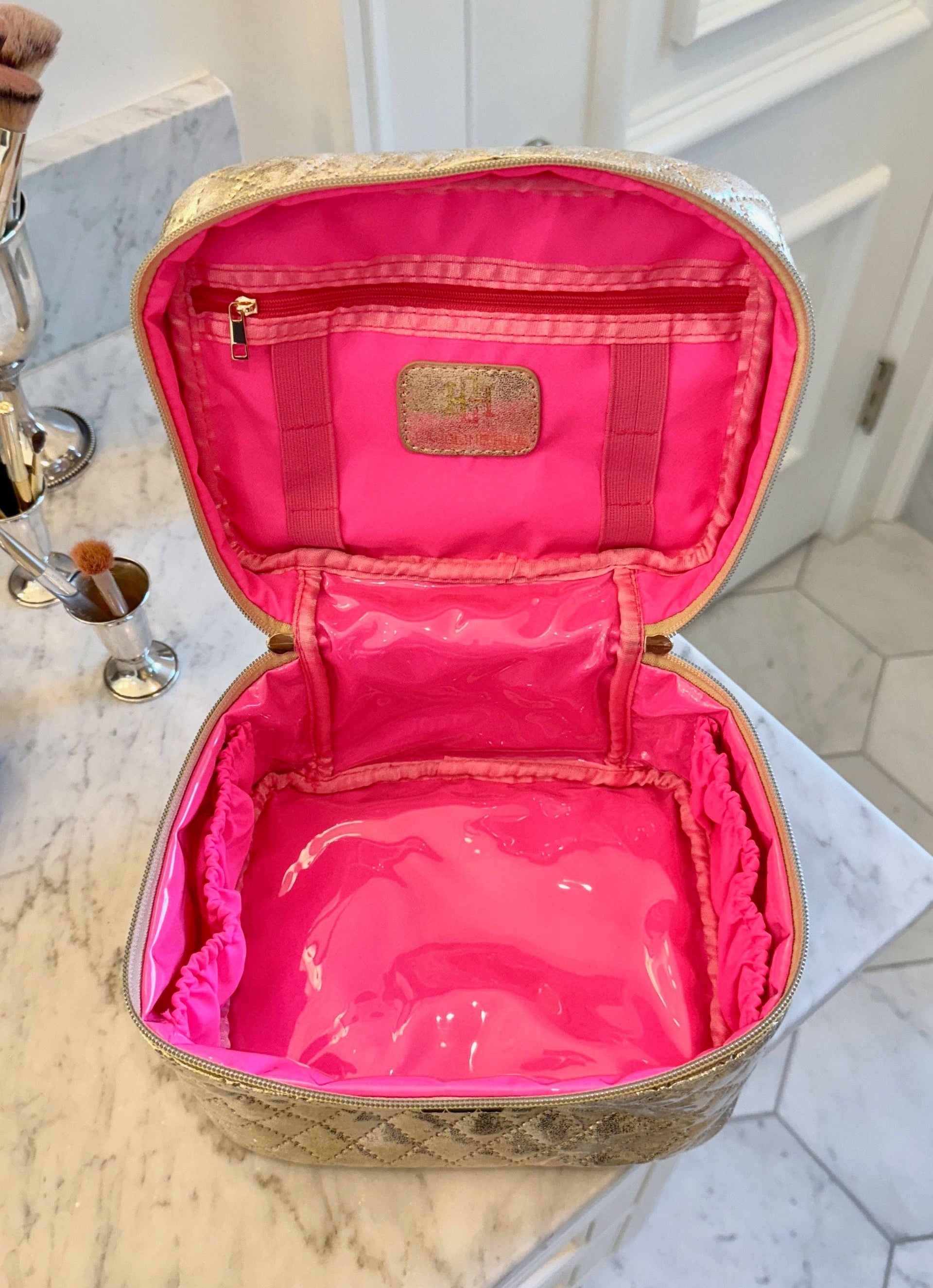 Hampton Train Case Champagne Pop