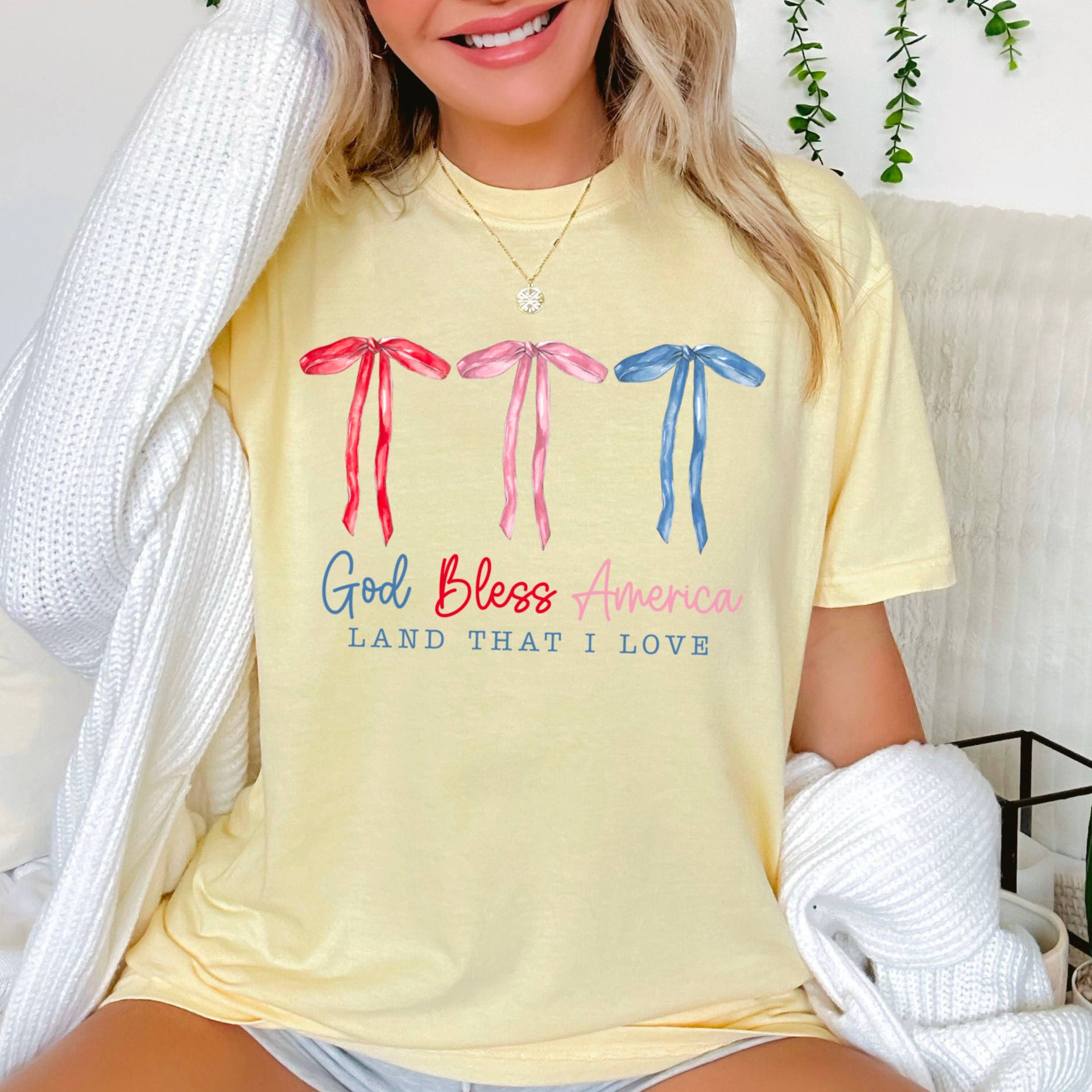 America Bow Graphic Shirt