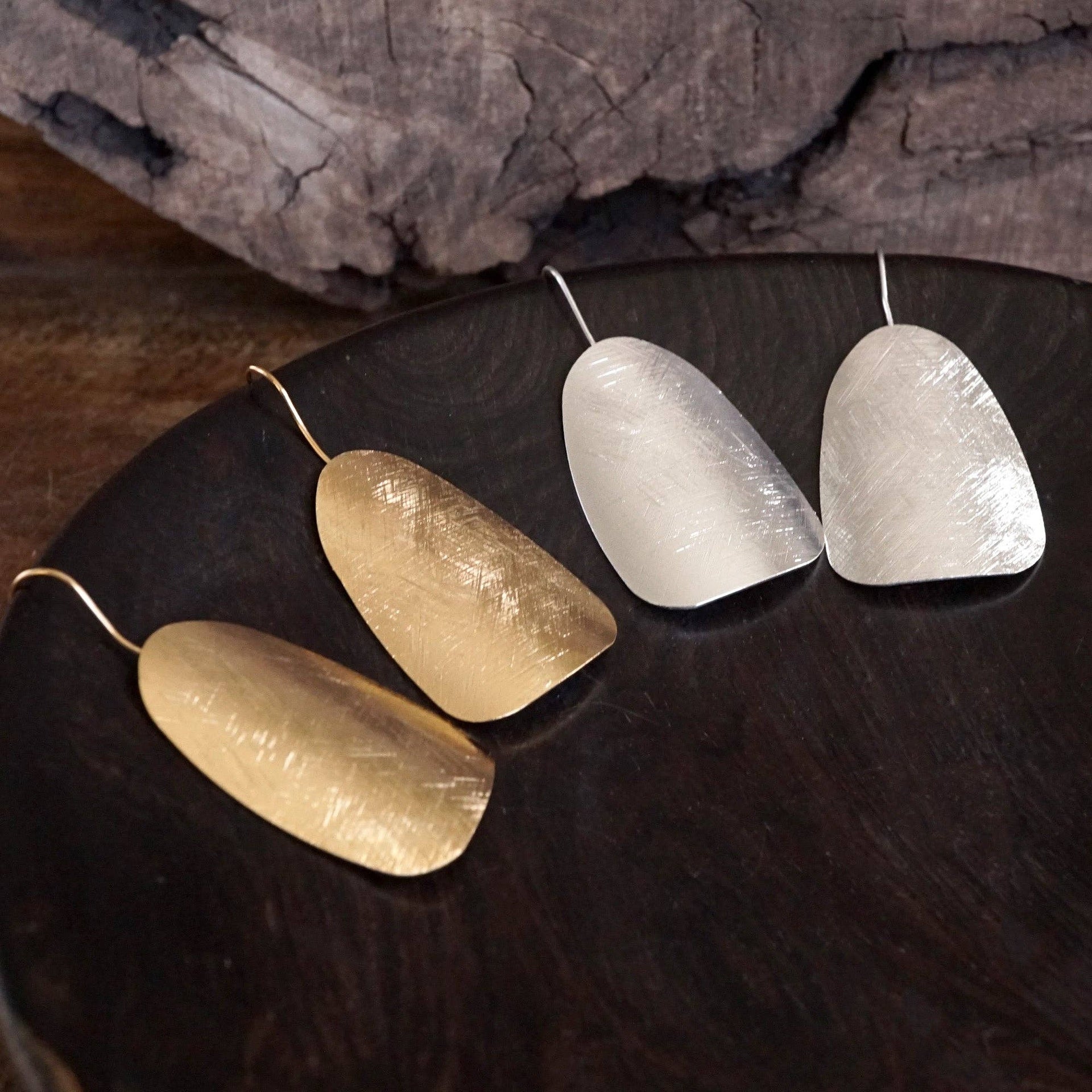 Minimalist Earrings – Gold/Silver