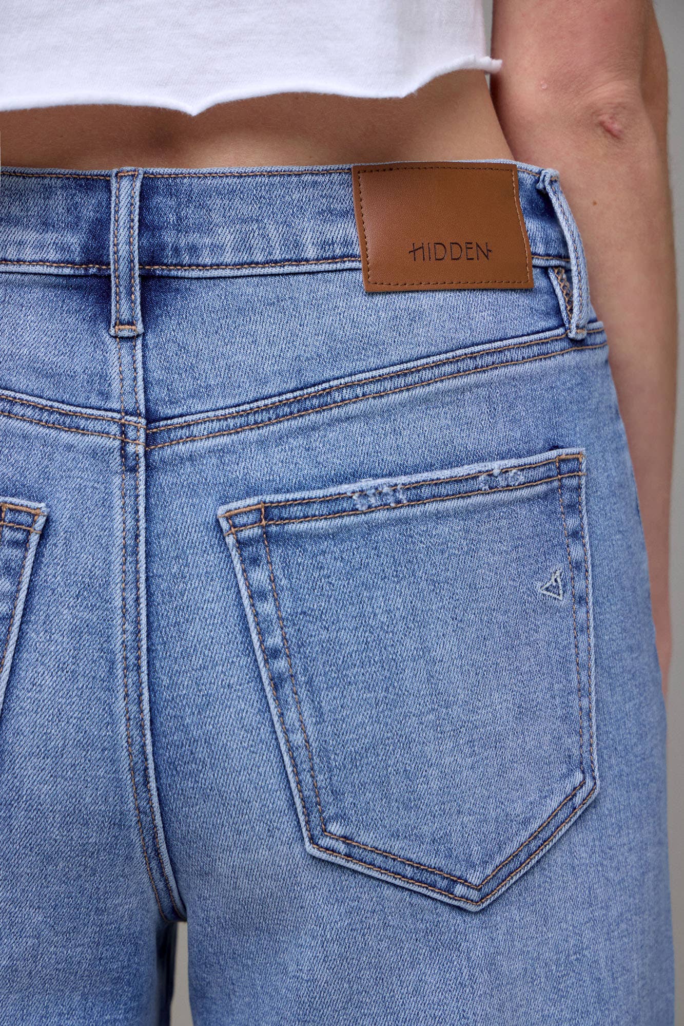 Cuffed Stretch Relaxed Denim