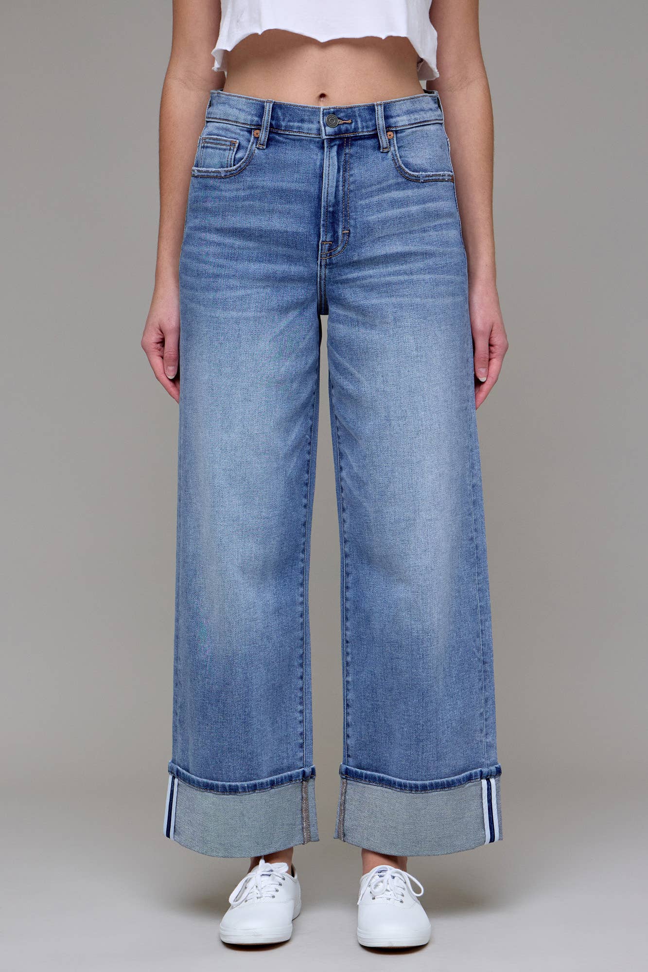 Cuffed Stretch Relaxed Denim