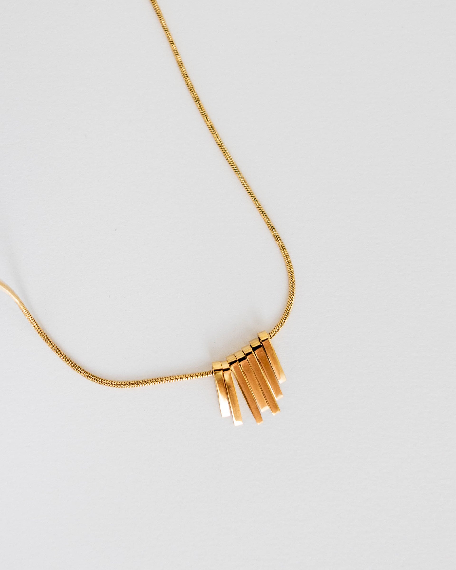 DRIFT 7 Gold Bar Necklace