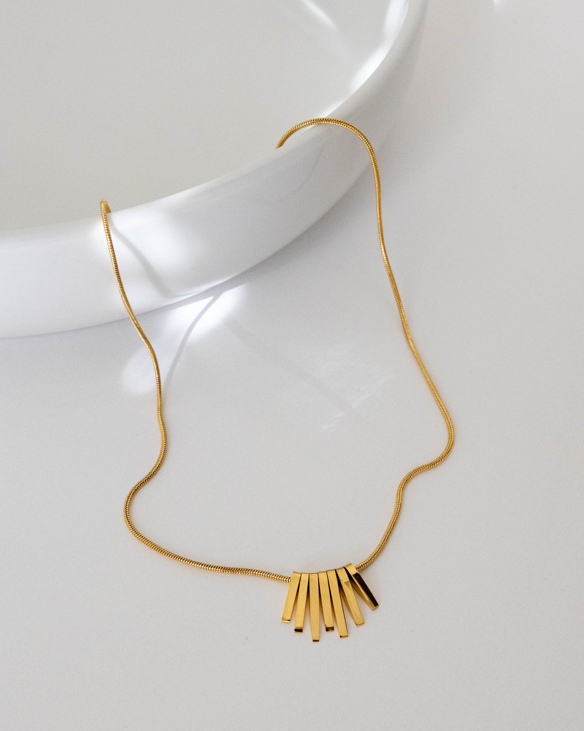 DRIFT 7 Gold Bar Necklace