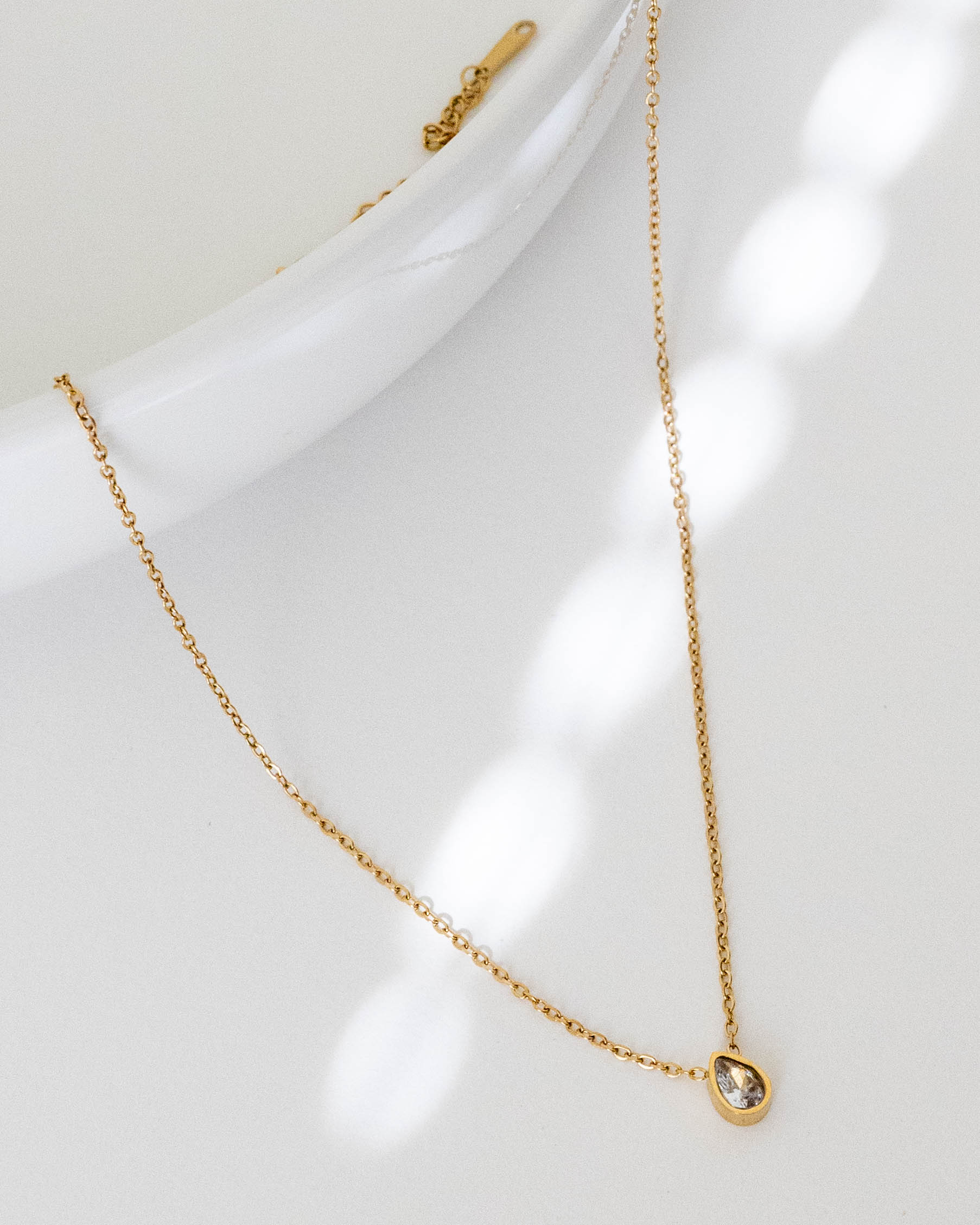 DRIFT Gold Small Teardrop Necklace