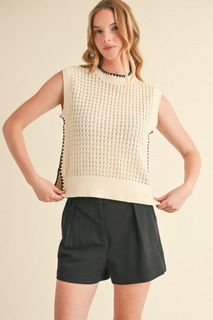 Cara Crochet Trimming Cropped Vest